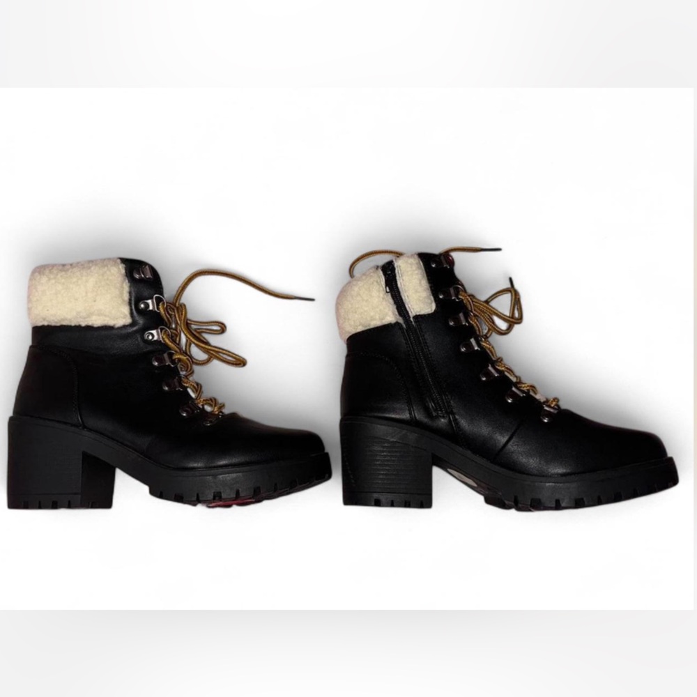 Boots - Picture 2 of 3